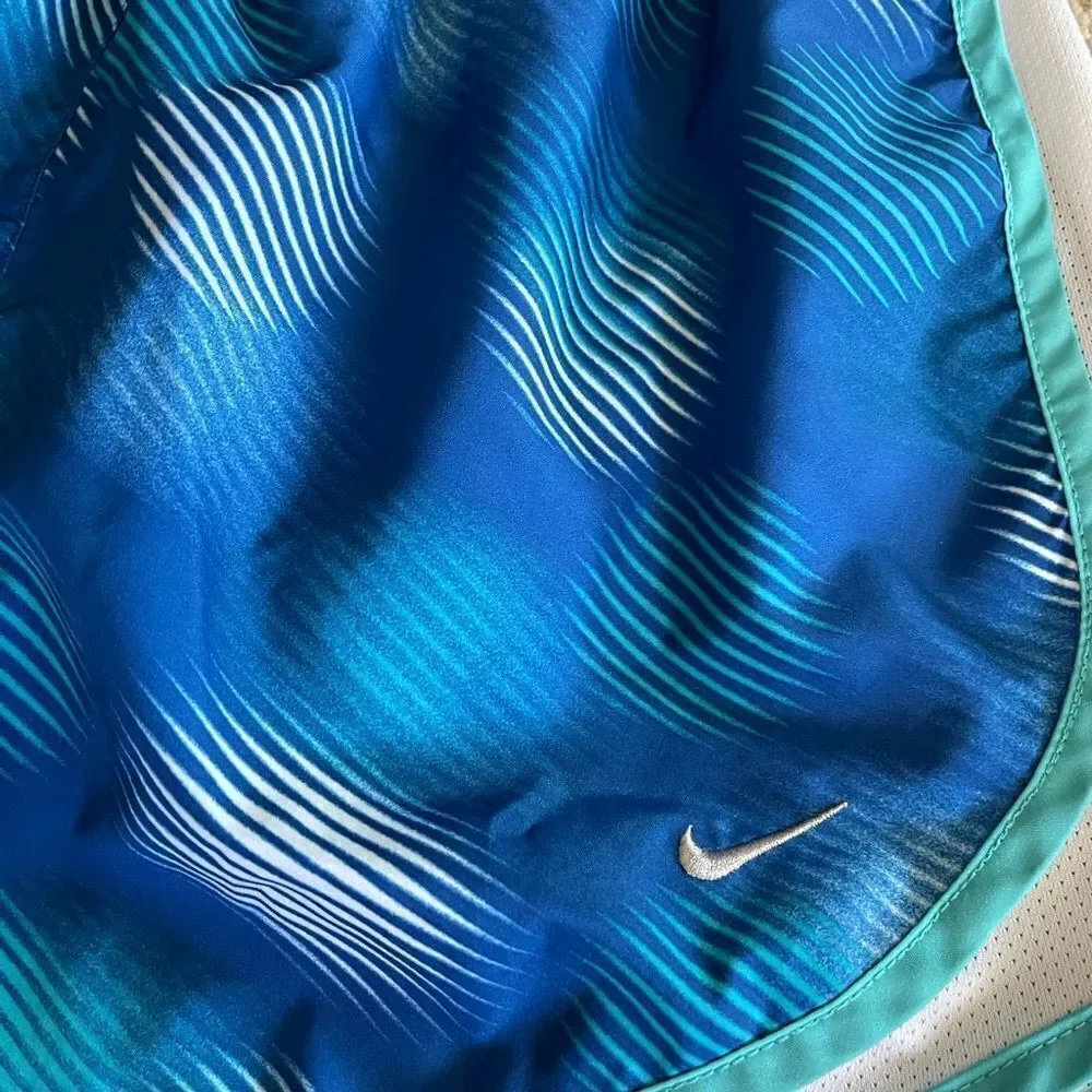 Nike DriFit Tempo Running Shorts Blue S